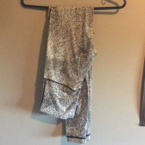 Dark grey lulu lemon tights